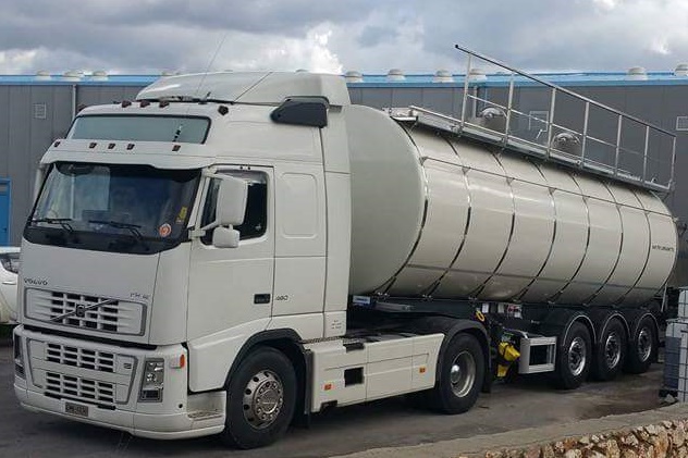 Μεταφορές υγρών τροφίμων cretacargo transport